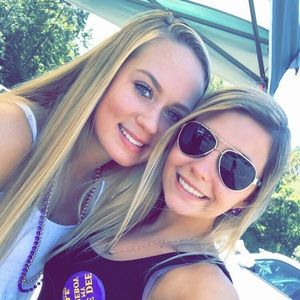 Meet your Posher, Kayla